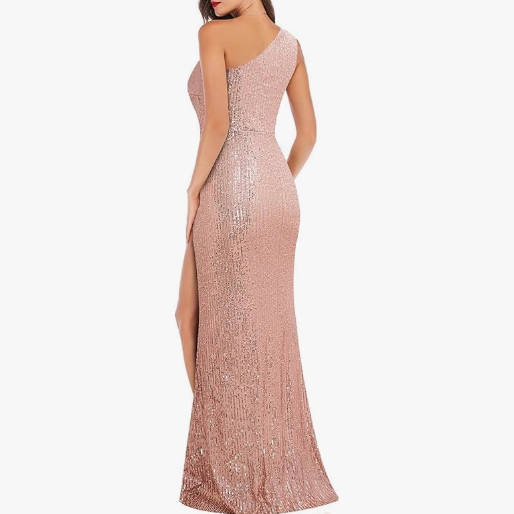 XL shimmer gown